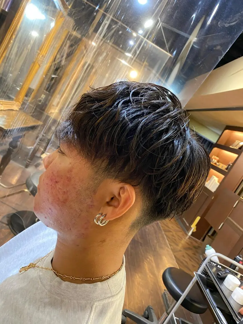 パーマ メンズ メンズパーマ 大阪メンズヘアのプロ 高橋 直希のヘアスタイル