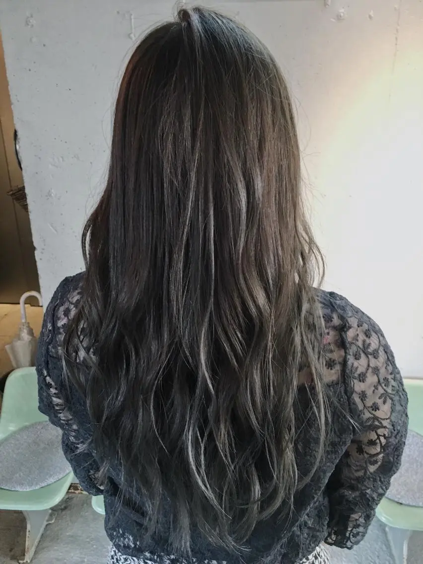 ロング カラー パーマ グレージュ 代表 中島貴志のヘアスタイル