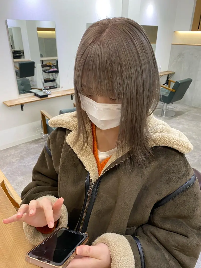 ミディアム カラー グレージュ ラベンダーカラー ラベンダーグレージュ ラベンダーグレー ヘアカラー 森貴裕/ベージュ/ パーマ/オリーブのヘアスタイル