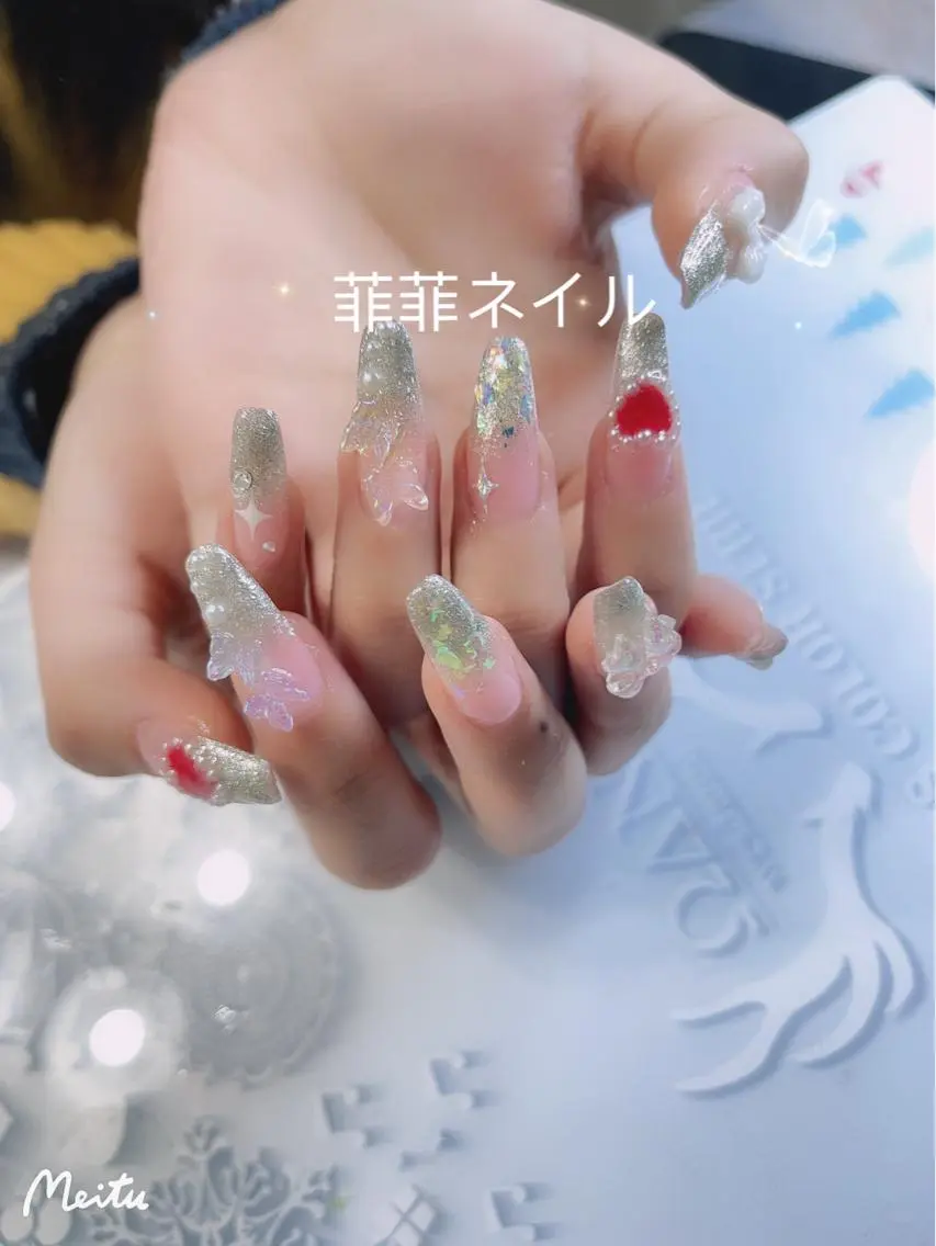 ネイル FF フィフィネイルサロンのネイルデザイン