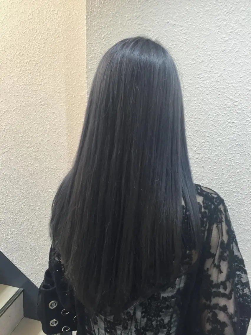 ロング カラー パーマ ヘアアレンジ メンズ キッズ ネイル マツエク・マツパ ダブルカラー シルバー シルバー 新宿/髪質改善/ 美髪矯正✨浅江通友のヘアスタイル