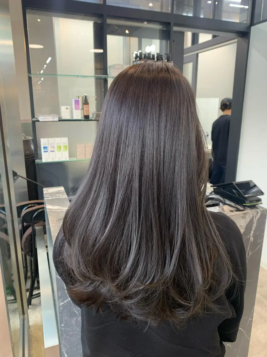 ロング カラー 韓国レイヤー✨ yasuko銀座のヘアスタイル