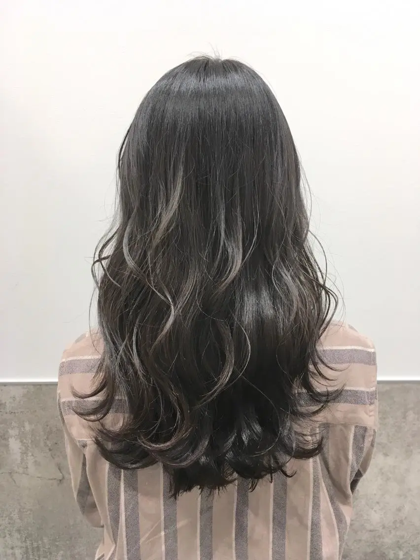ロング カラー グレージュ ヘアカラー トリートメント ヘアセット yoshi ☆のヘアスタイル