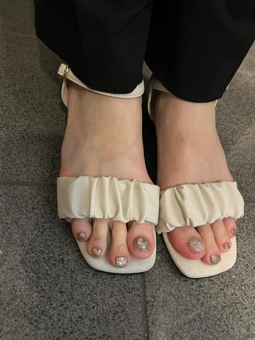ネイル フットネイル SAKU nail 作島茜のネイルデザイン