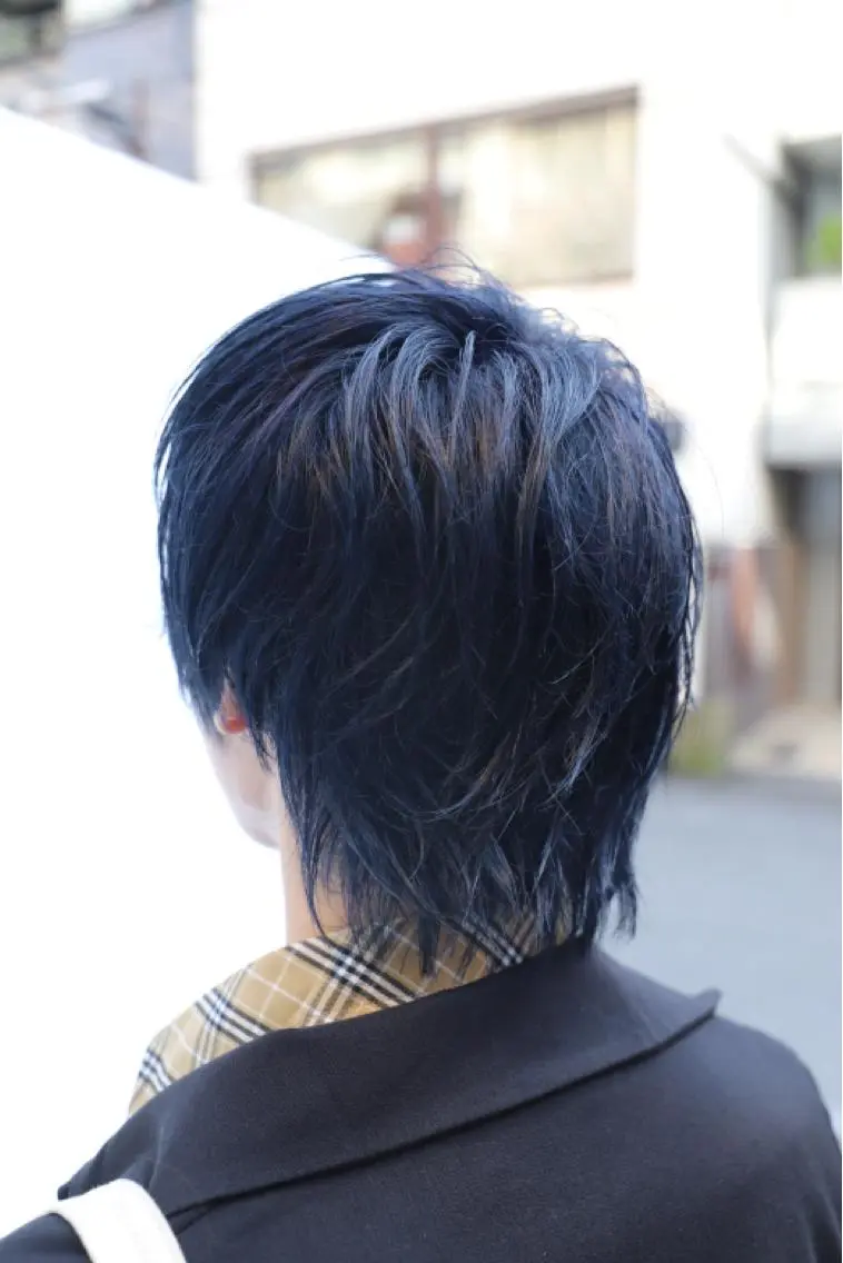 ショート 派手髪支持率No1 Eisukeのヘアスタイル