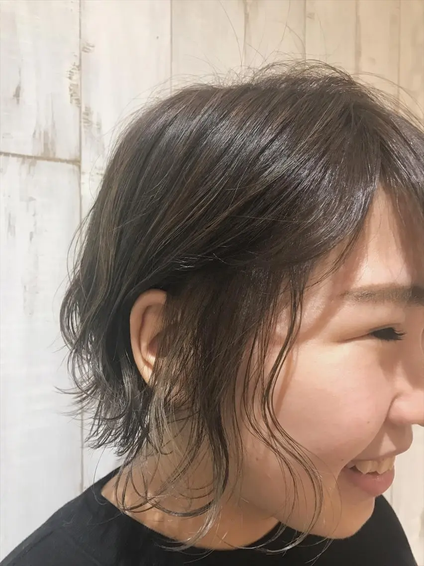 ショート カラー パーマ ヘアアレンジ ハイライトカラー ハイライト 鈴木 まりやのヘアスタイル