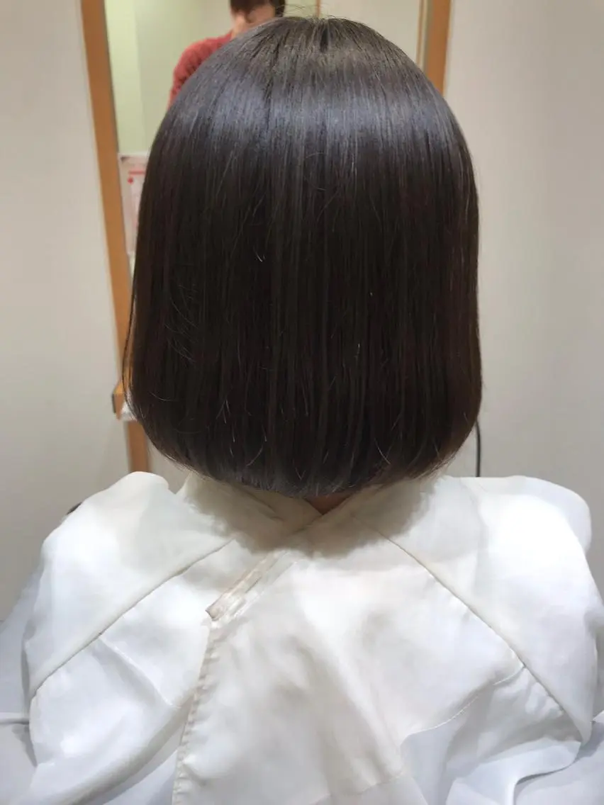 ミディアム ARMONY秋山輝也 コテ巻き風パーマ特化のヘアスタイル