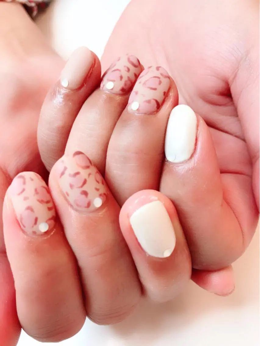 セミロング カラー パーマ ヘアアレンジ キッズ ネイル マツエク・マツパ マットネイル Sunny side nailのネイルデザイン