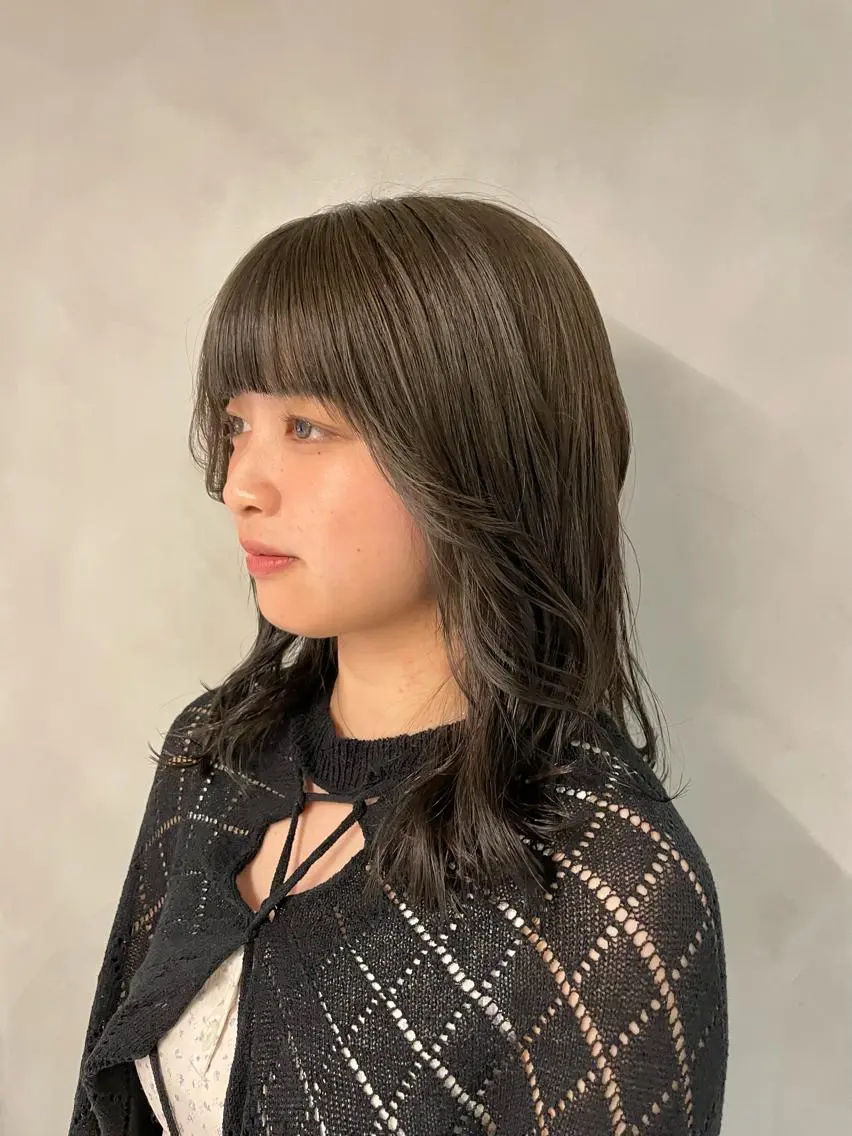 セミロング カラー 🪞透け感&韓国ヘア 🪞honokaのヘアスタイル