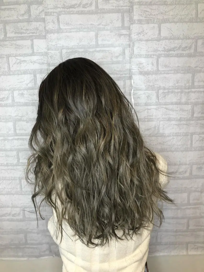 ロング カラー ヘアアレンジ バレイヤージュ レイヤーカット 美髪・艶髪特化美容師 RYOJIのヘアスタイル