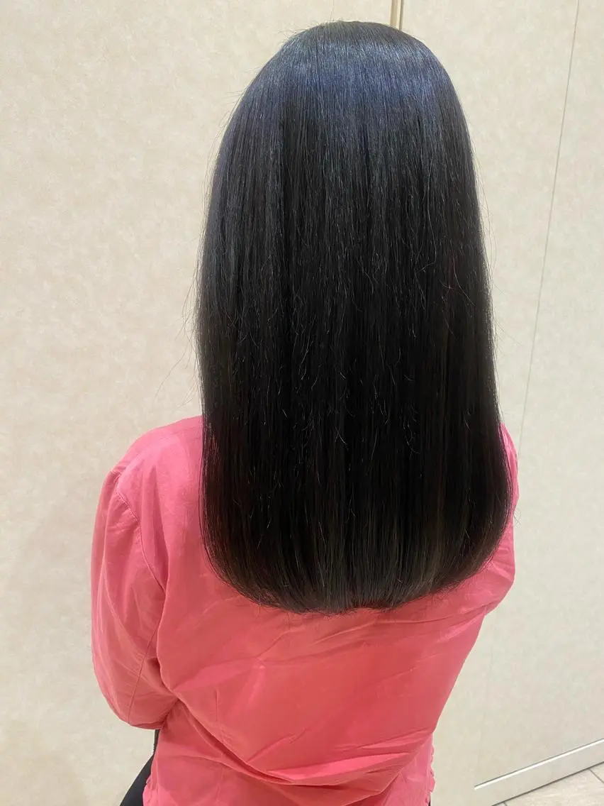 ロング 小倉 沙織のヘアスタイル
