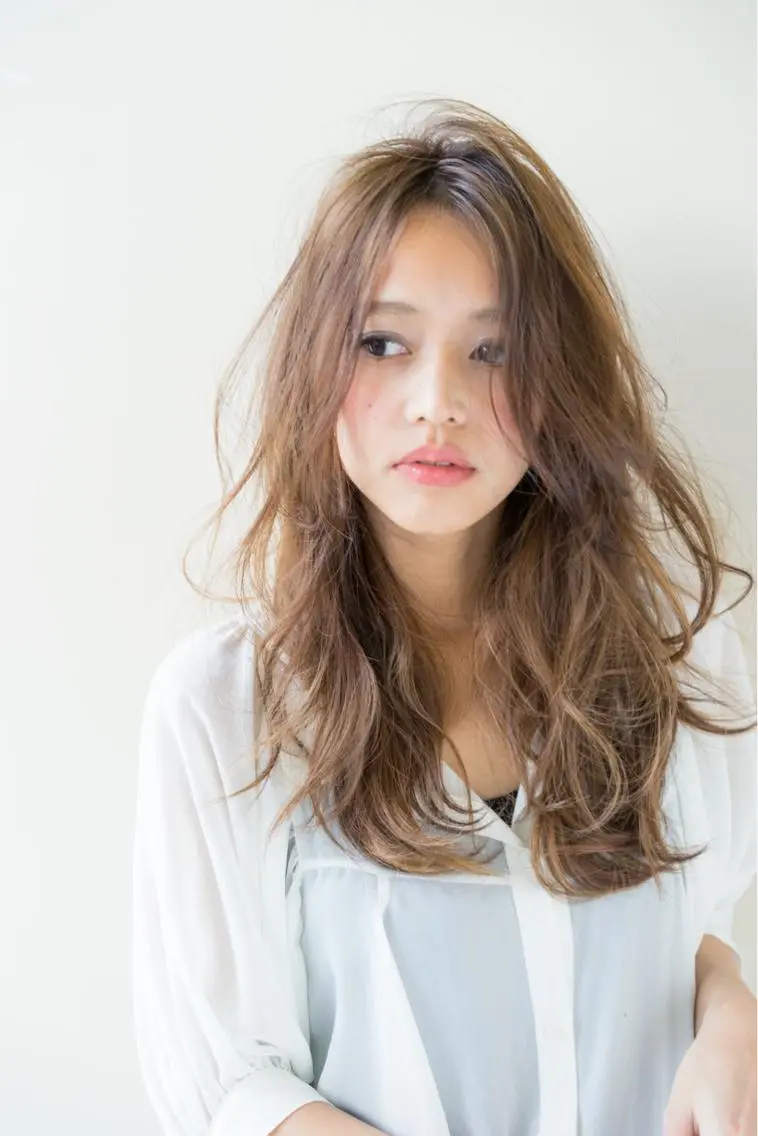 セミロング 菅谷 昌央のヘアスタイル