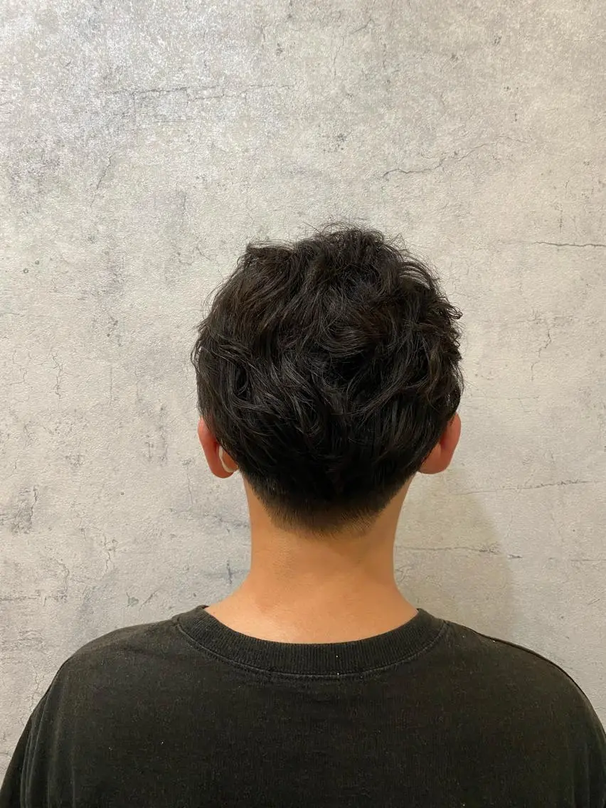 ショート パーマ メンズ メンズパーマ 刈り上げ yuite 新河岸のヘアスタイル