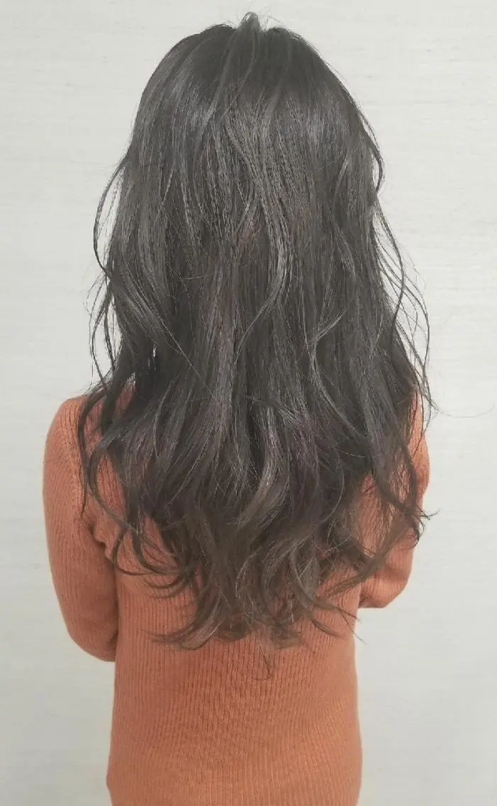 ロング カラー グラデーションカラー カット ヘアカラー 石井 静のヘアスタイル
