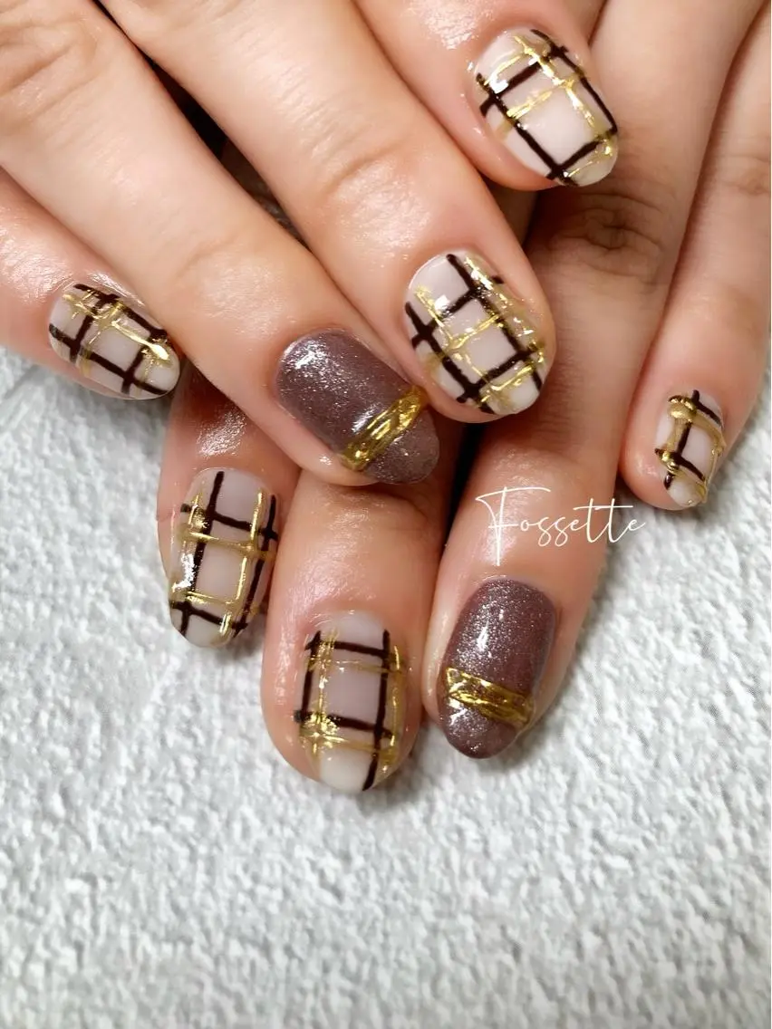 ネイル ブラウン ミラーネイル 冬ネイル ハンドネイル nailsalon Fossetteのネイルデザイン