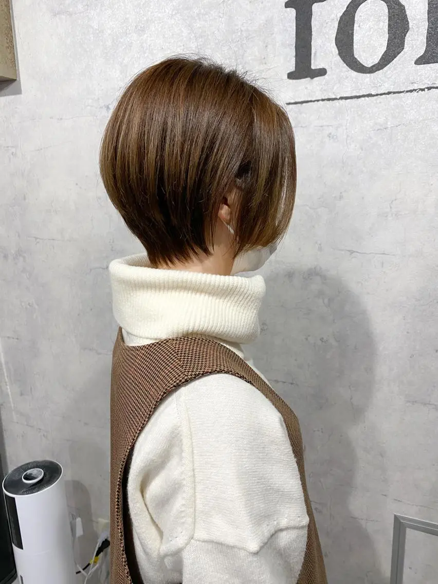 ショート カラー ボブ　ショート 特化 迫田紘史のヘアスタイル