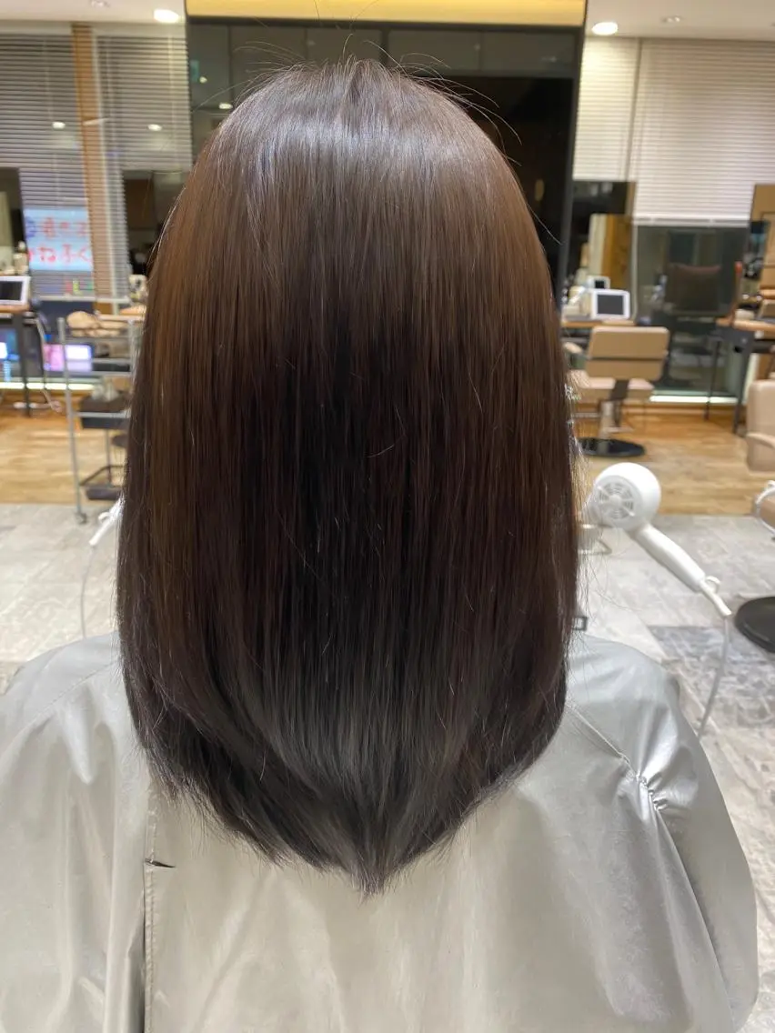 カラー 銀座/レイヤー 顔周りカット溝手優太のヘアスタイル