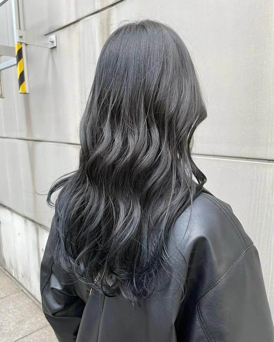ロング カラー 髪質改善🪄 イルミナカラー岩谷のヘアスタイル