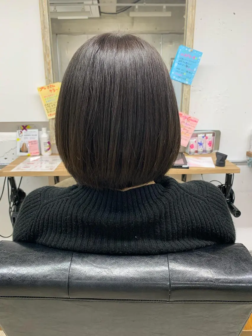 ショート カラー アディクシーカラー 田中 しずかのヘアスタイル