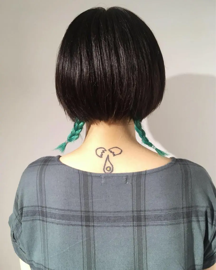 ショート カット ヘアカラー ヨナイ チヒロのヘアスタイル