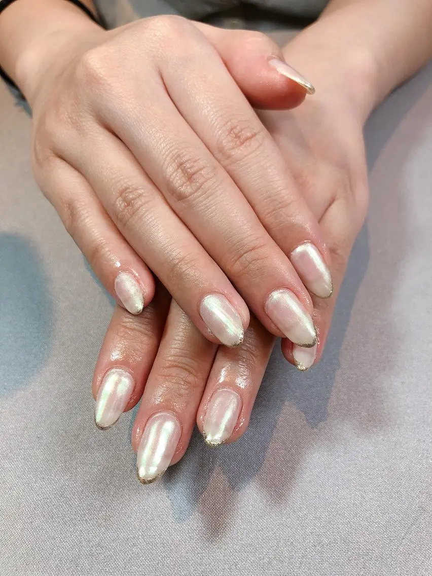 ネイル iiloo aromaworksのネイルデザイン
