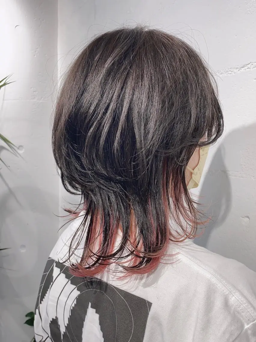 ミディアム ショート・ウルフ✂︎ 安住有咲子のヘアスタイル