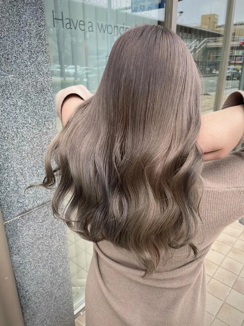 ロング カラー ヘアアレンジ ベージュカラー YUI𓍯エクステ /ニュアンスカラーのヘアスタイル