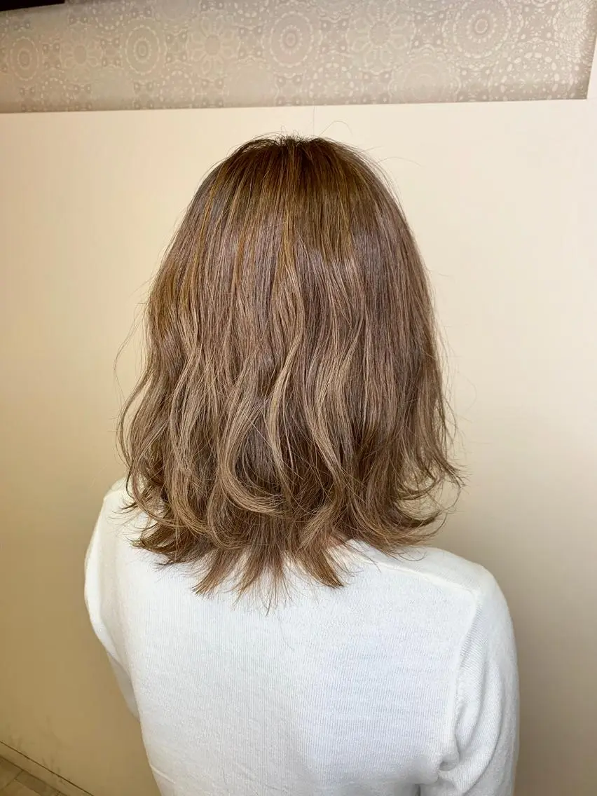 ショート カラー アッシュ ベージュカラー 透明感カラー ハイライトカラー イルミナカラー カット ヘアカラー パーマ 縮毛矯正 Miru by INCE HAIRのヘアスタイル