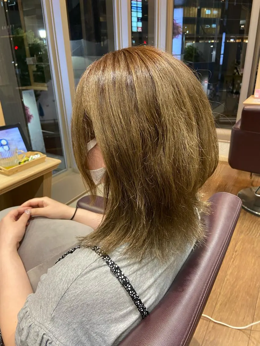 ミディアム カラー コバヤシ ユウスケのヘアスタイル