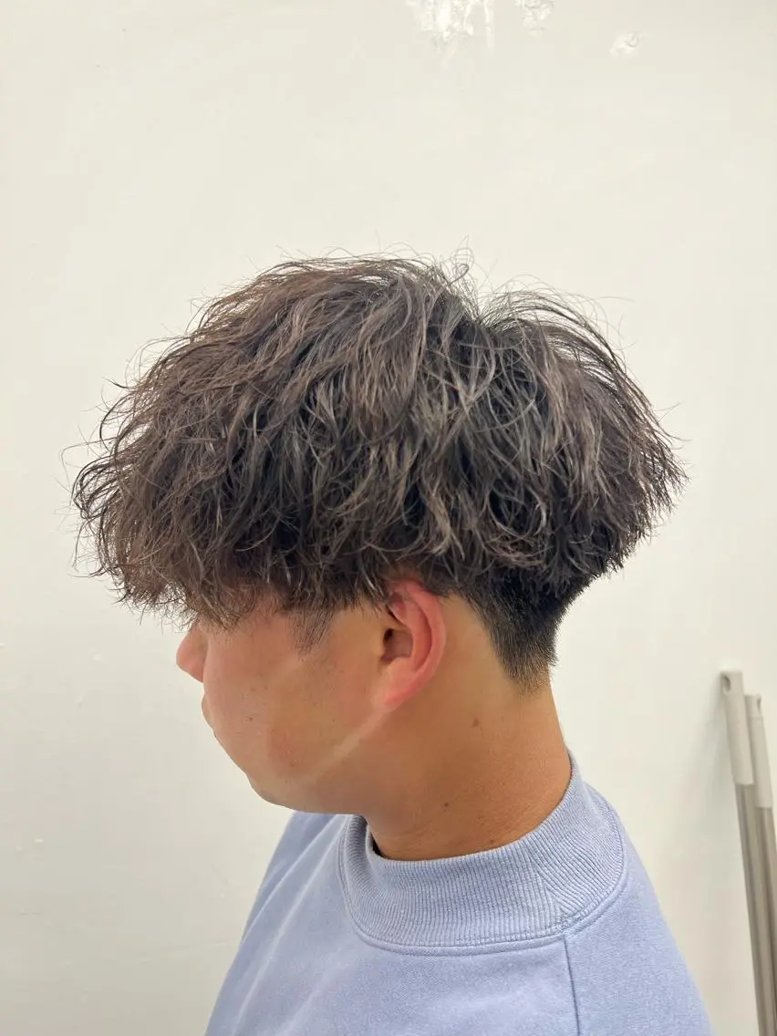 ショート パーマ メンズ マッシュ ヘアカラー 柏メンズカットパーマ NO.1タイチのヘアスタイル