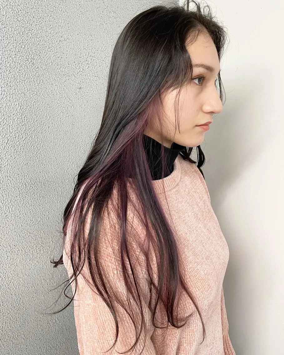 ロング カラー インナーカラー パープルカラー ヘアカラー トリートメント ハイトーン/レイヤー /ケアブリーチ石川治のヘアスタイル