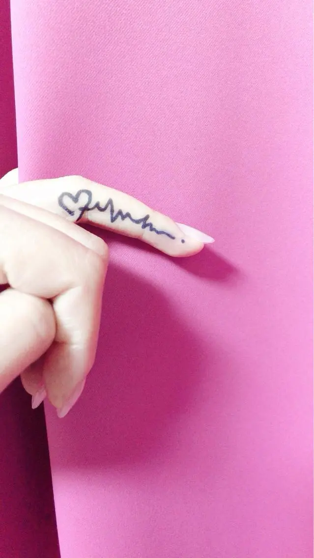 メンズ ネイル mano nella manoのネイルデザイン
