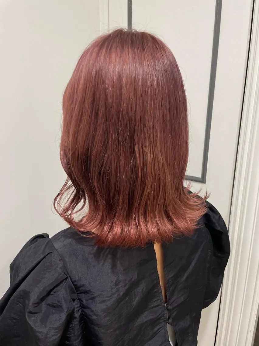 セミロング カラー ブリーチ ラベンダーカラー ピンクカラー ピンクラベンダー . AYUKAのヘアスタイル