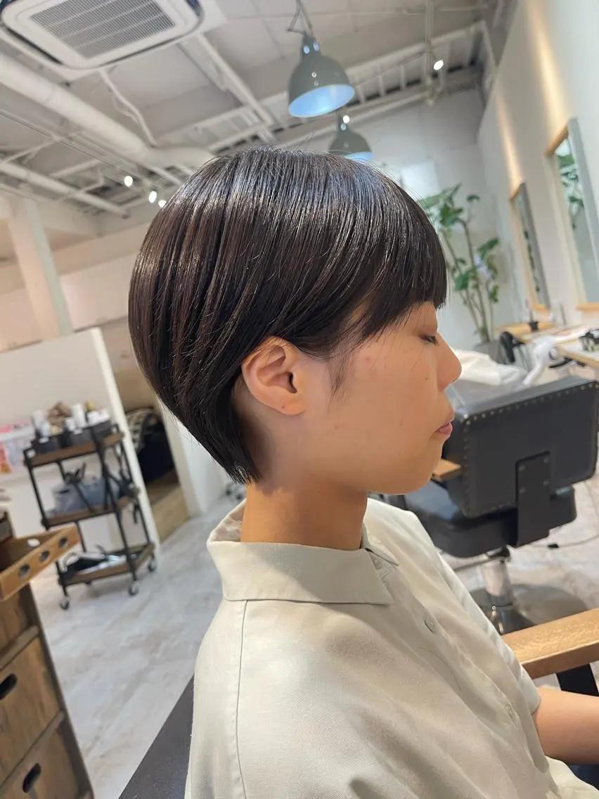 ショート カット ヘアカラー トリートメント 山本 舜也のヘアスタイル