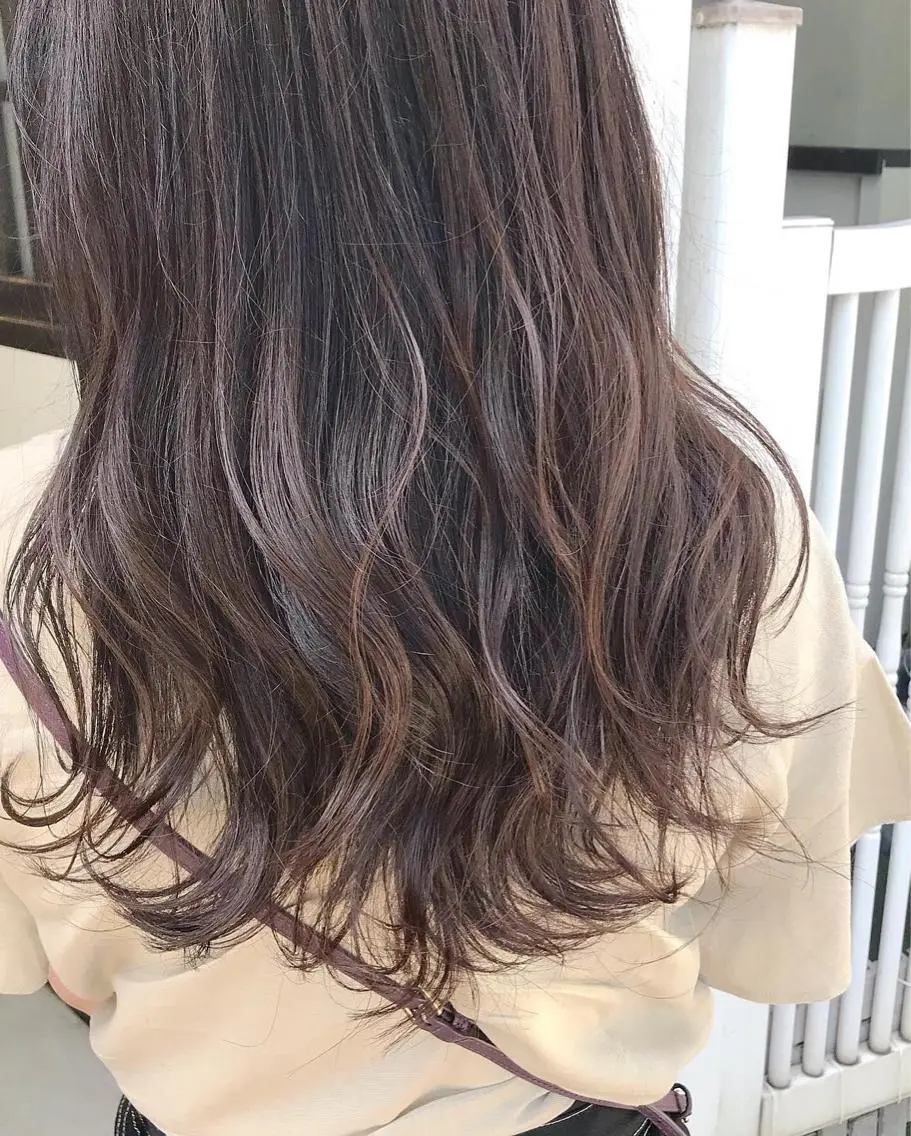 ロング カラー ヘアアレンジ アッシュ ベージュカラー レイヤーカット Satsuki ✂︎♡のヘアスタイル
