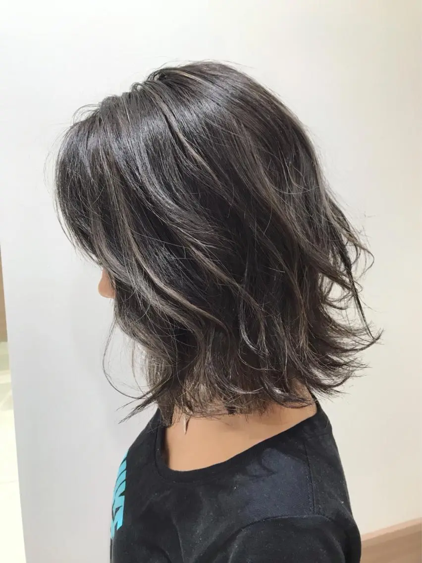ミディアム ハイライト ヘアカラー トリートメント 新宿 木下拓哉のヘアスタイル