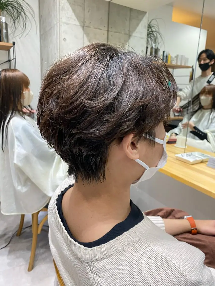 ミディアム パーマ メンズ カット パーマ トリートメント 似合う髪型見つけます AYAKAのヘアスタイル