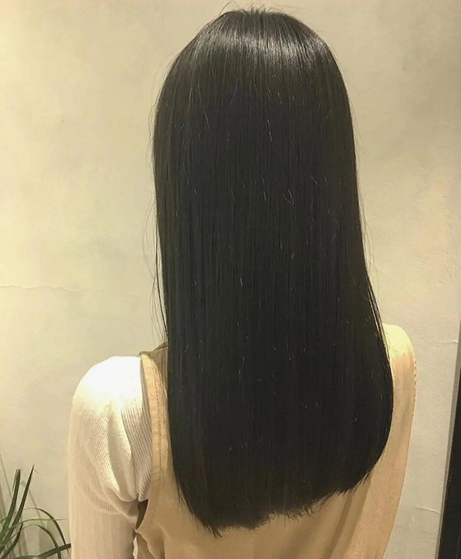 ロング カラー ヘアアレンジ 黒髪 ブルーカラー エグチ アキラのヘアスタイル