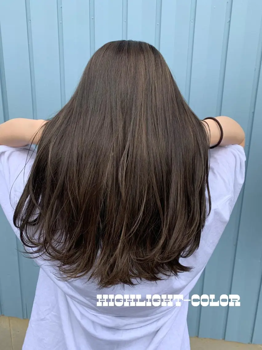ロング ヘアカラー トリートメント 嶋崎 啓人のヘアスタイル