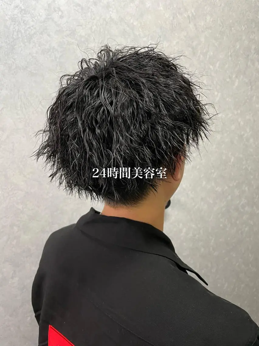 パーマ メンズ メンズパーマ ツイストスパイラルパーマ スパイラルパーマ カット パーマ 深夜美容師 SHOEIのヘアスタイル