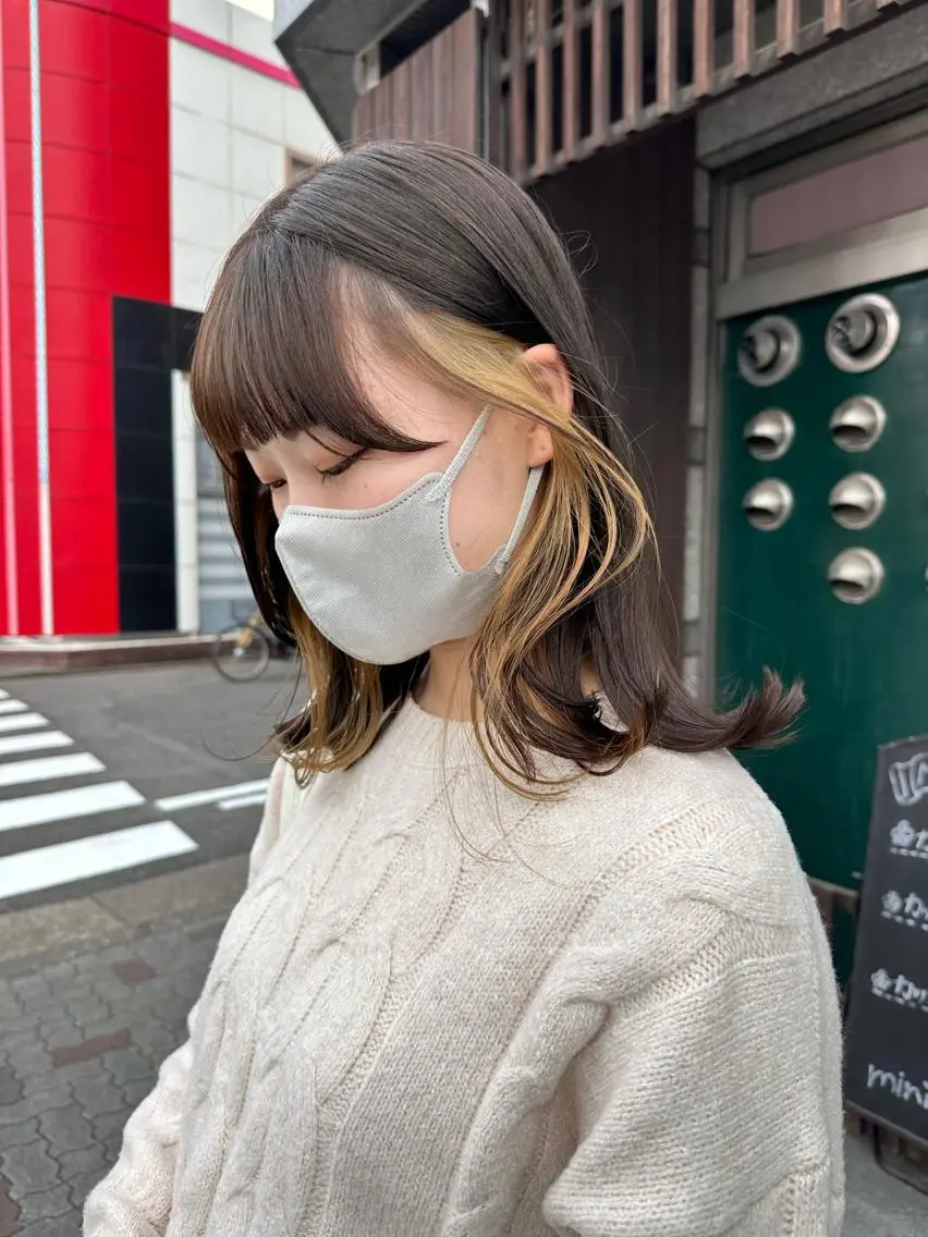ミディアム カラー ベージュカラー イヤリングカラー レイヤー/高橋 みく /池下/千種のヘアスタイル