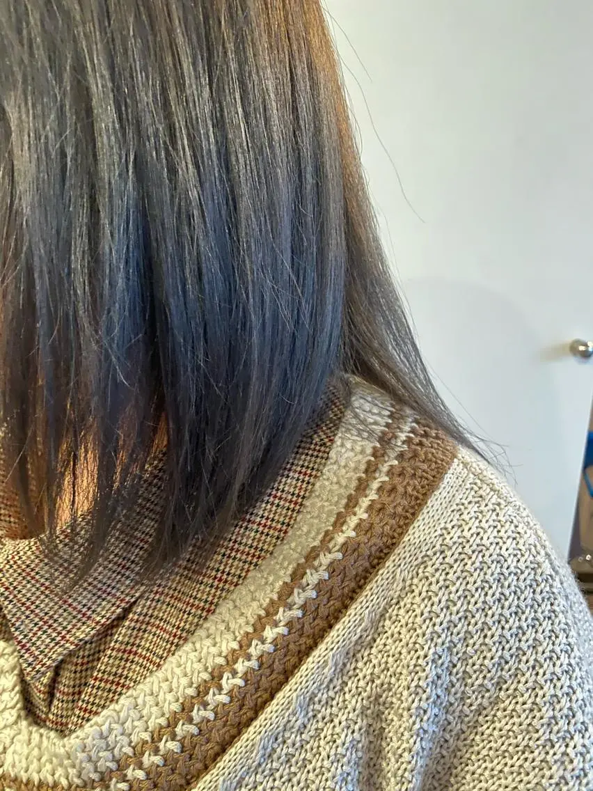 カラー ブルーカラー ブルージュ ヘアカラー トリートメント 奥村 奈々加のヘアスタイル