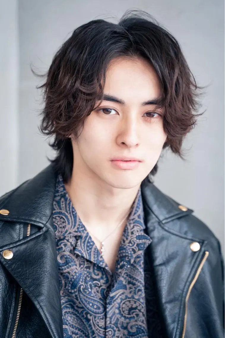 カラー メンズ アッシュ アッシュブラウン ブラウンカラー ヘアカラー トリートメント ヘアセット 金子 廉のヘアスタイル