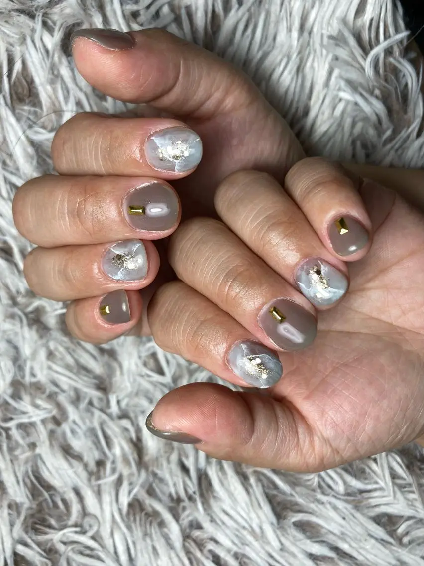ショート ネイル ハンドネイル ✴︎ Delightのネイルデザイン
