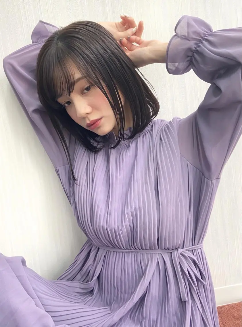 ミディアム カット ヘアカラー WEG 難波のヘアスタイル