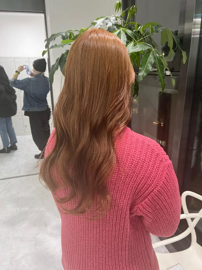 セミロング カラー パーマ ヘアアレンジ メンズ キッズ ネイル マツエク・マツパ アイブロウ KANAMI 🌏のヘアスタイル