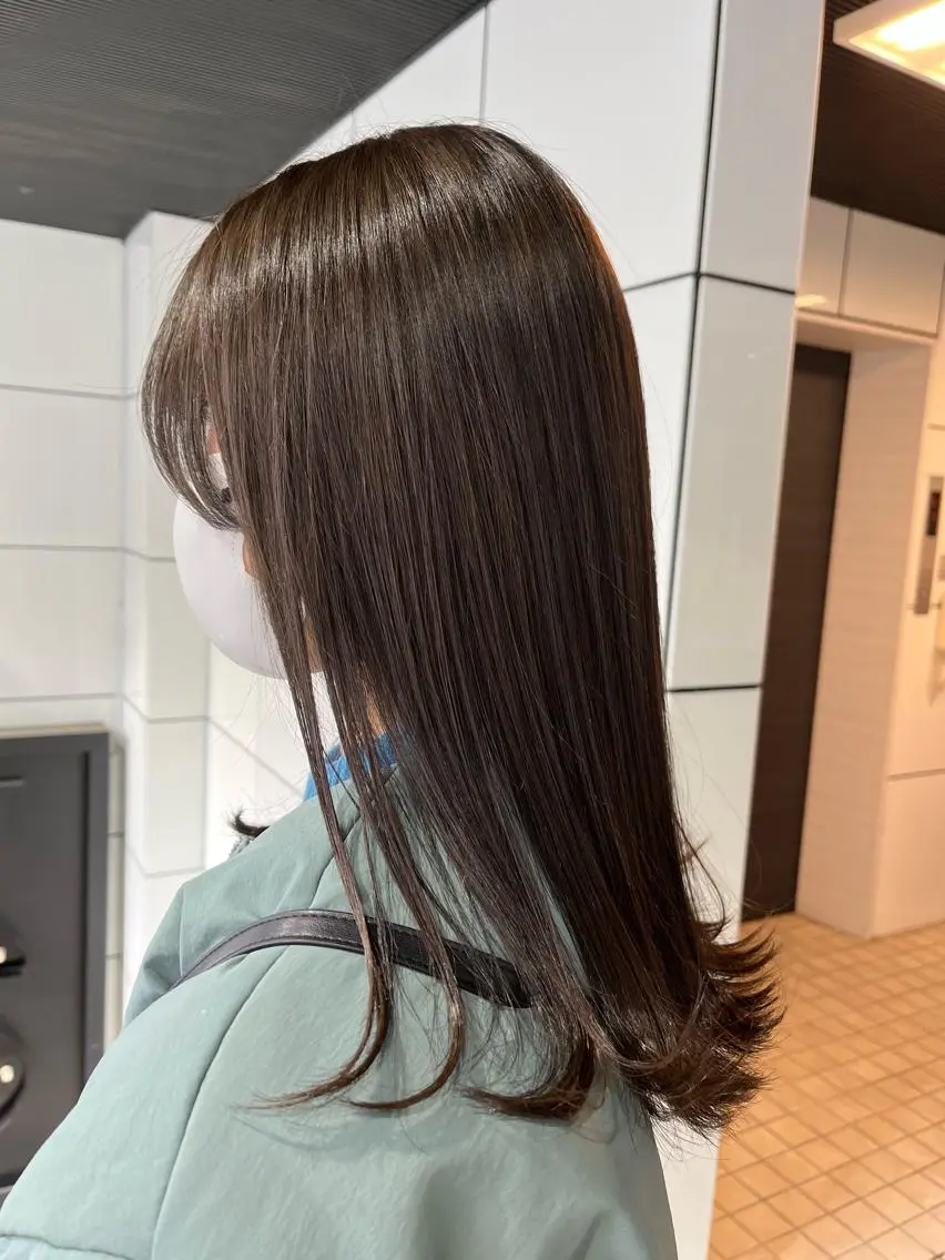 カラー ブリーチ ケアブリーチ ダブルカラー イヤリングカラー グレージュ ヘアカラー トリートメント カットパーマ 🌀あさみのヘアスタイル