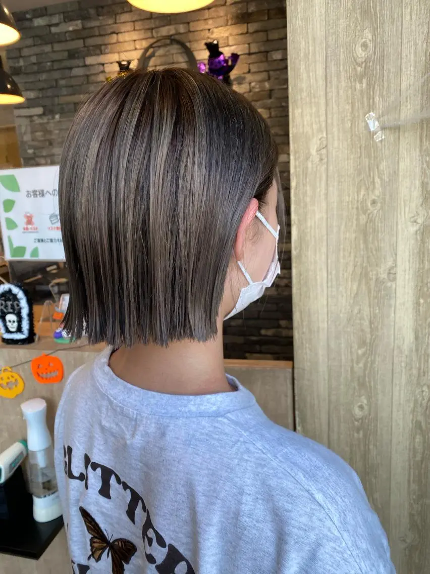 ミディアム 山口 明日花のヘアスタイル