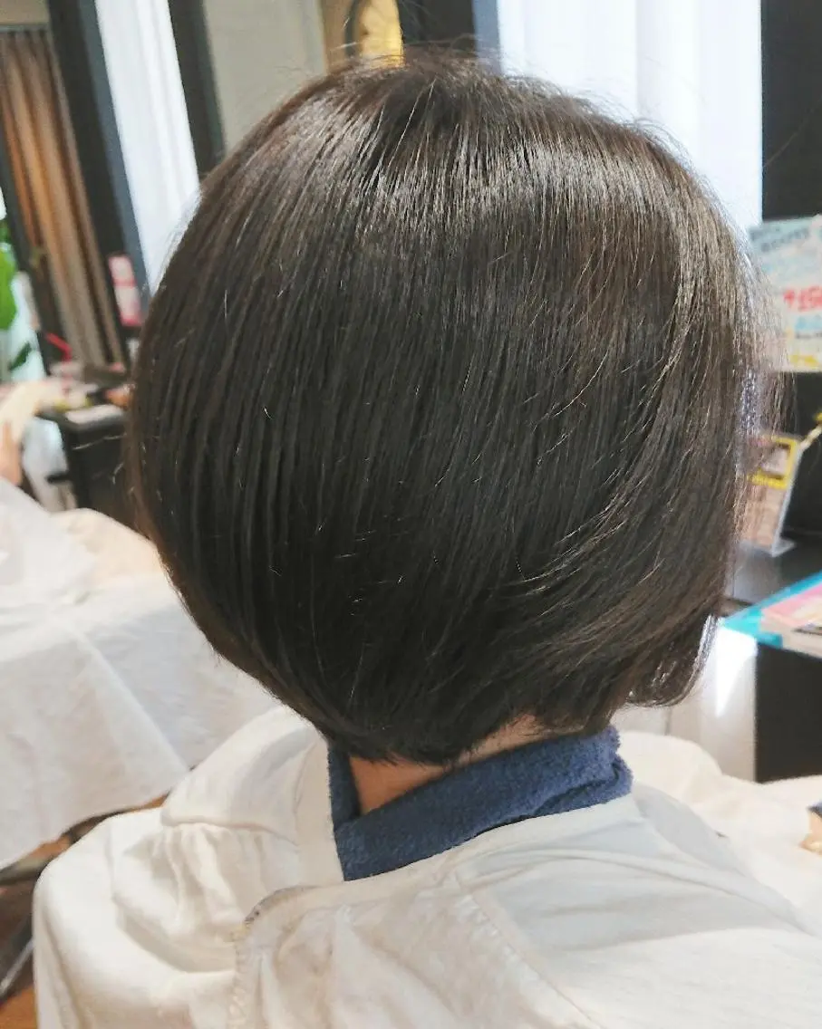 ショート カラー アッシュ アッシュグレー アッシュグレージュ グレージュ 三好 麻美のヘアスタイル