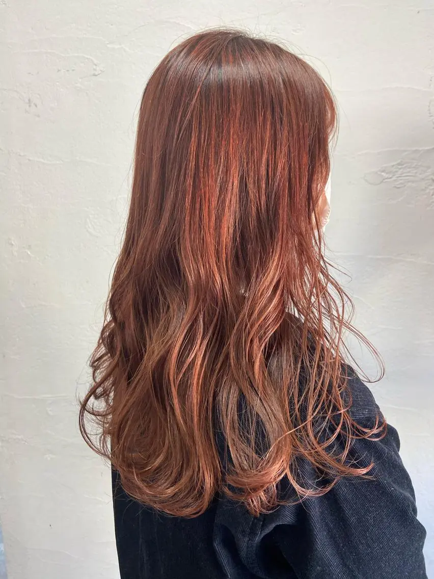 ロング カラー パーマ ヘアアレンジ 眼精疲労・首肩こり 専門スパのエステ・リラクイメージ